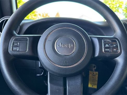 Used 2017 Jeep Wrangler Unlimited Sport image 21