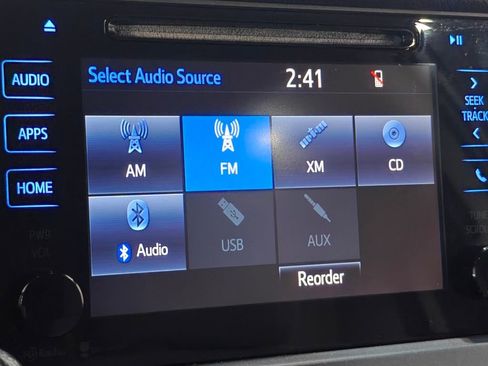 Used 2015 Toyota Sienna LE image 31