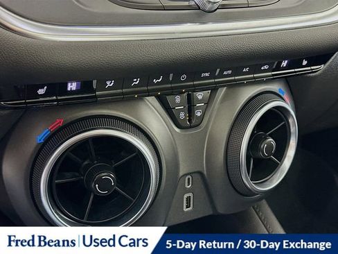 Used 2022 Chevrolet Blazer LT image 16