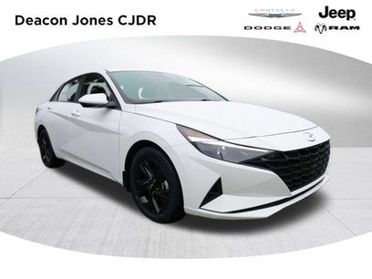 Used 2023 Hyundai Elantra SEL w/ Cargo Package