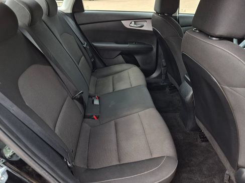 Used 2024 Kia Forte LXS FWD image 32