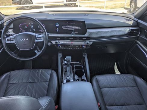 Used 2025 Kia Telluride AWD image 13