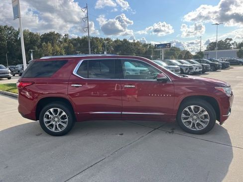 Used 2020 Chevrolet Traverse Premier image 10
