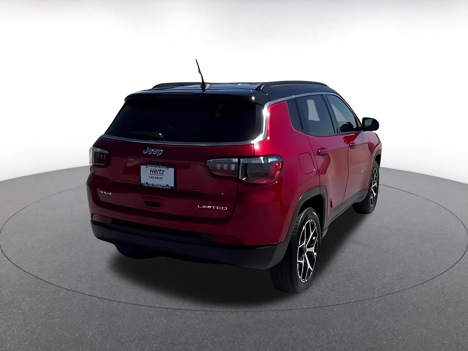 Used 2025 Jeep Compass Limited AWD/4WD image 14