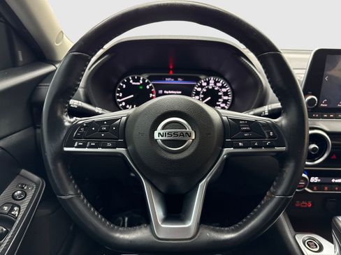 Used 2020 Nissan Sentra SV FWD image 19