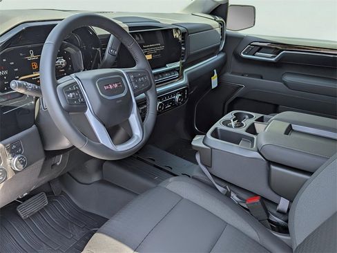 New 2026 GMC Sierra 1500 Elevation image 6