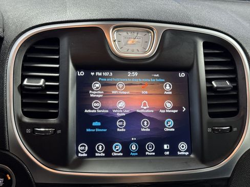 Used 2019 Chrysler 300 Touring w/ Sport Appearance Package RWD image 19