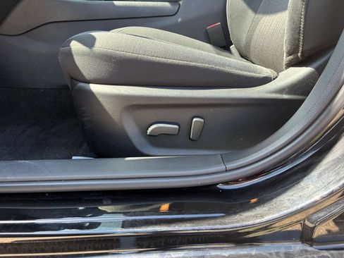 Used 2026 Nissan Altima 2.5 SV FWD image 18