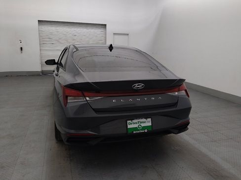 Used 2023 Hyundai Elantra SEL image 6