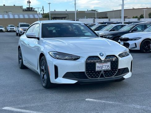 Used 2023 BMW i4 eDrive35 RWD image 7