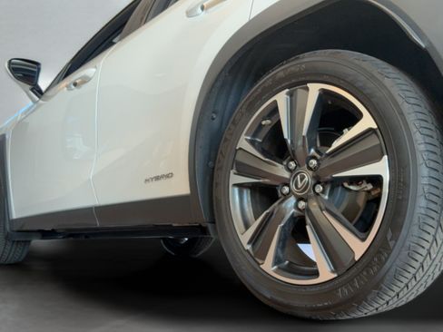 Used 2022 Lexus UX 250h w/ Accessory Package (Z2) AWD/4WD image 55