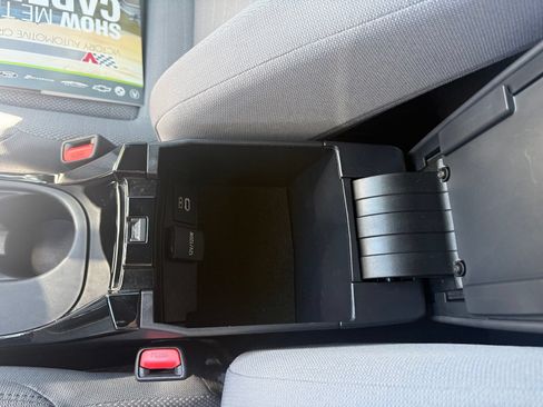 Used 2024 Toyota Corolla SE FWD image 21