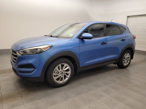 Used 2017 Hyundai Tucson SE FWD image 2