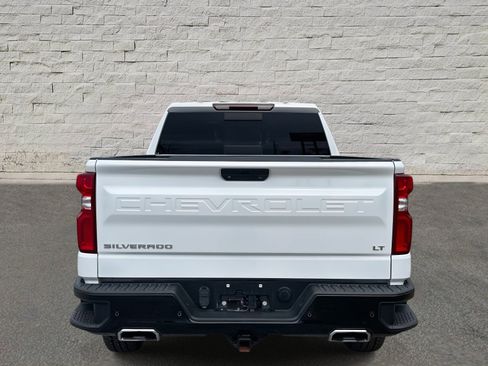 Used 2021 Chevrolet Silverado 1500 LT Trail Boss w/ Convenience Package II image 4