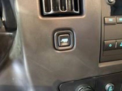 New 2025 Chevrolet Express 2500 w/ Driver Convenience Package image 18