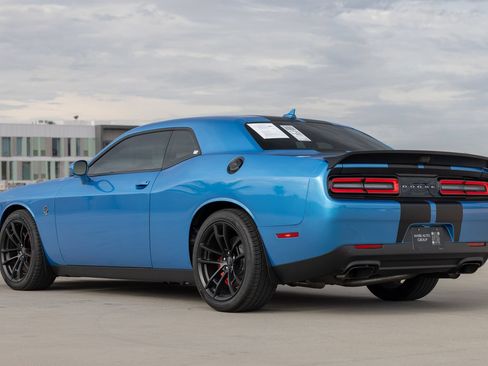 Used 2023 Dodge Challenger SRT Hellcat RWD image 4