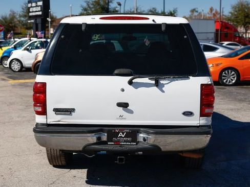 Used 2002 Ford Expedition XLT image 14