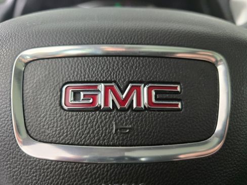 Used 2018 GMC Terrain SLT w/ Infotainment Package II image 46