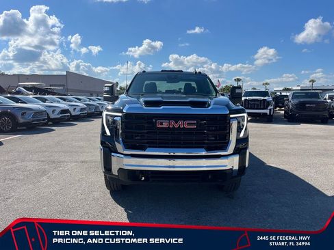 New 2025 GMC Sierra 2500 Pro AWD/4WD image 6