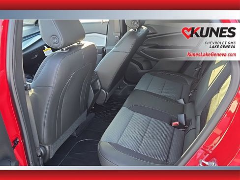 New 2026 Chevrolet Trax LT w/ Driver Confidence Package image 13