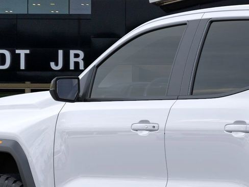 New 2026 GMC Canyon Elevation w/ Convenience Package image 14