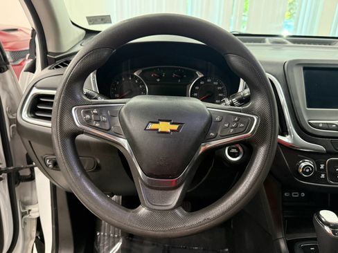 Used 2019 Chevrolet Equinox LT AWD/4WD image 30