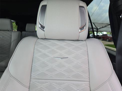 Certified 2026 Cadillac Escalade Platinum Sport w/ LPO, Floor Liner Package AWD/4WD image 12