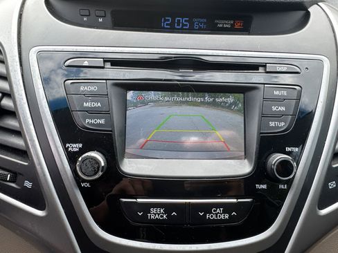 Used 2015 Hyundai Elantra SE w/ Option Group 02 image 28