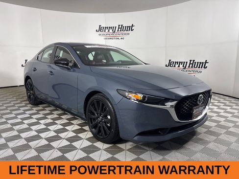 Used 2022 MAZDA MAZDA3 s image 4