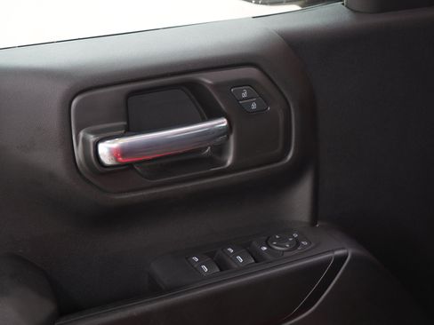 Used 2022 Chevrolet Silverado 1500 Custom AWD/4WD image 20