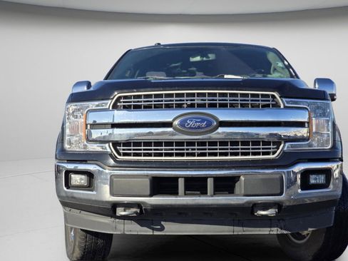 Used 2018 Ford F150 Lariat image 3