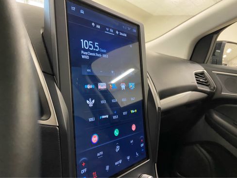 Used 2024 Ford Edge SEL w/ Convenience Package image 19