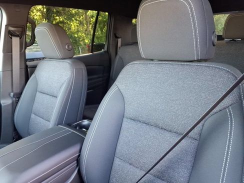 New 2026 Chevrolet Traverse LT FWD image 13