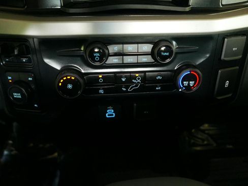 Used 2023 Ford F350 XL AWD/4WD image 13