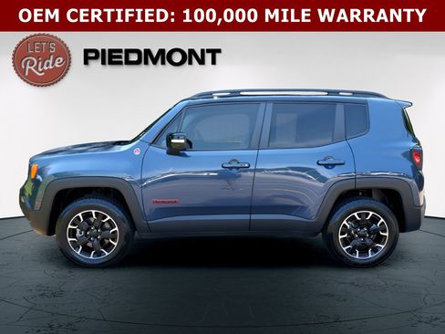 Used 2023 Jeep Renegade Trailhawk w/ Sun/Sound Group AWD/4WD image 9