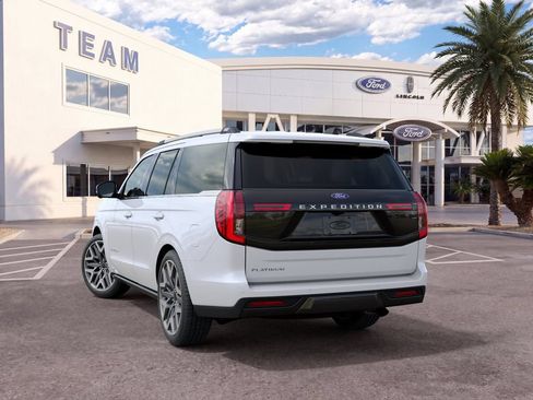 New 2027 Ford Expedition Platinum w/ Platinum Ultimate Package AWD/4WD image 8