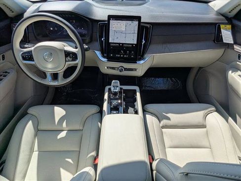New 2026 Volvo XC90 B6 Ultra image 16