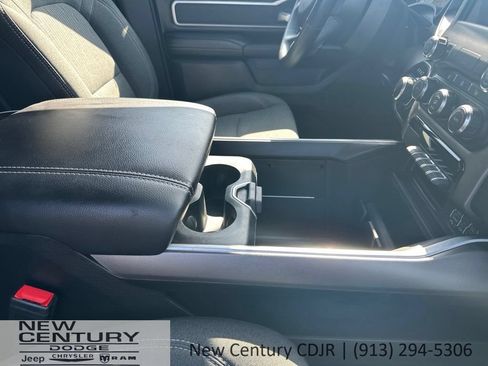 Used 2023 RAM 1500 Big Horn AWD/4WD image 16