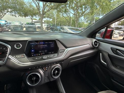 Used 2022 Chevrolet Blazer LT FWD image 38