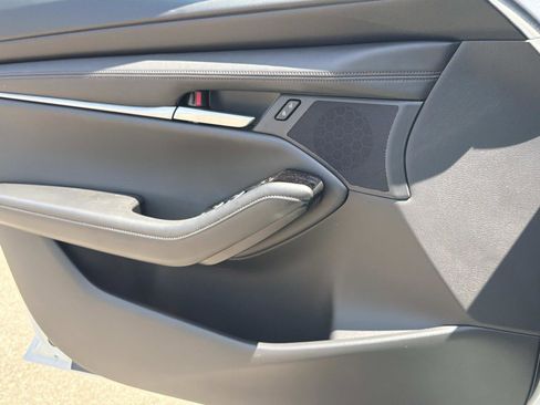 New 2026 MAZDA MAZDA3 s FWD image 18