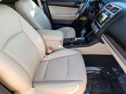 Used 2016 Subaru Outback 2.5i Limited image 19