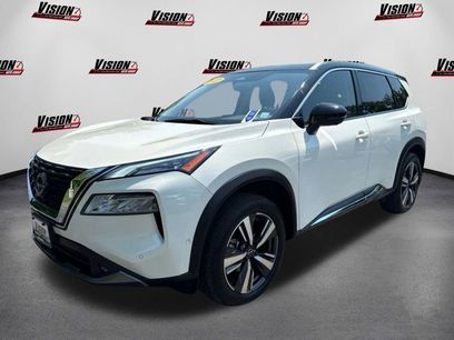 Used 2022 Nissan Rogue SL w/ SL Premium Package