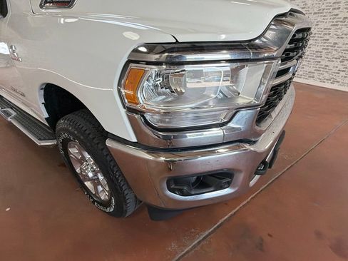 Used 2024 RAM 2500 Big Horn w/ Off Road Package AWD/4WD image 9