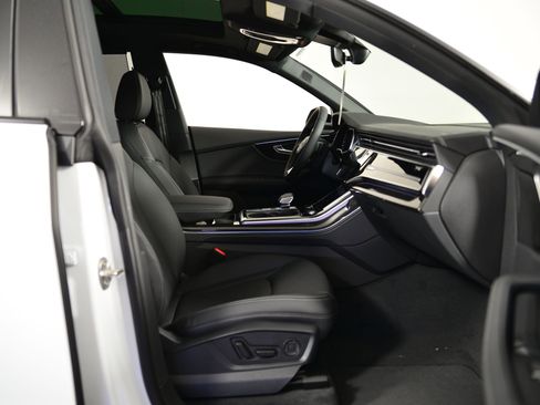 New 2026 Audi Q8 Premium Plus image 17
