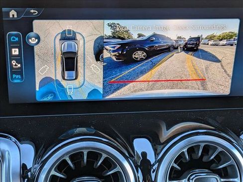 New 2026 Mercedes-Benz GLB 250 4MATIC image 12