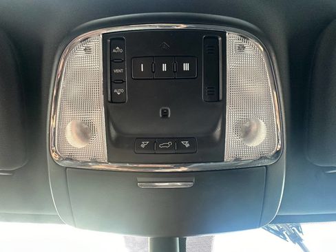 Used 2015 Jeep Grand Cherokee Altitude image 24