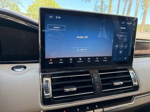 Used 2024 Lincoln Navigator L Reserve AWD/4WD image 29
