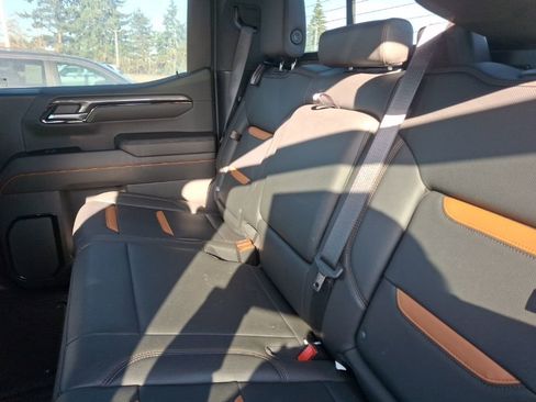 Used 2022 GMC Sierra 1500 AT4 w/ AT4 Preferred Package image 13