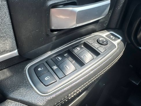 Used 2019 RAM 2500 Big Horn w/ Towing Technology Group AWD/4WD image 9