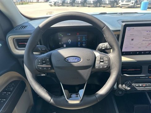 New 2026 Ford Maverick Lariat AWD/4WD image 18